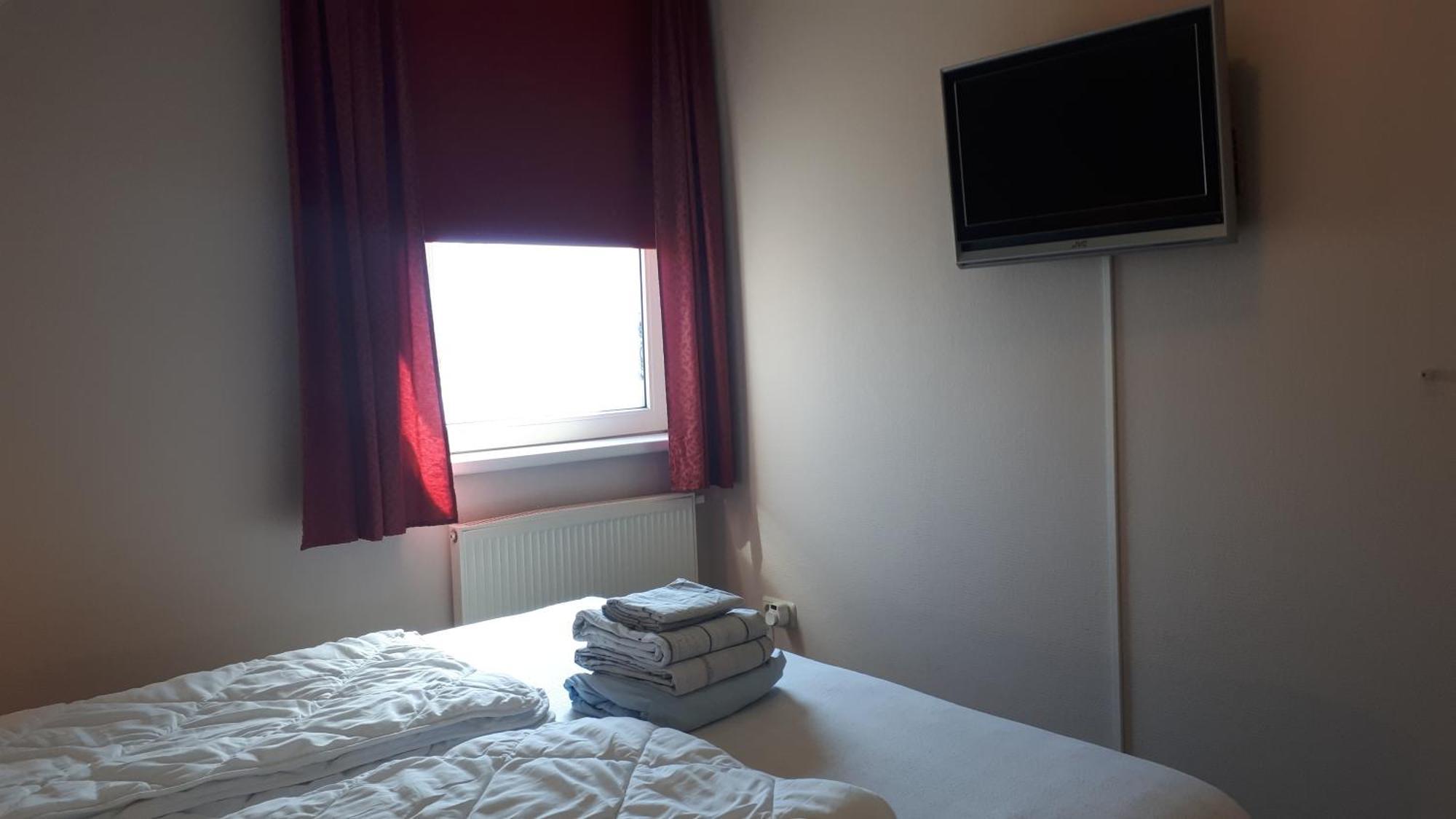 Appartement Esta Buren  Extérieur photo